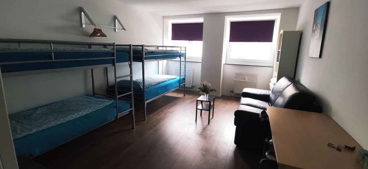 Full Flat 3 Bedrooms Saarbrucken Center -11 People Exteriér fotografie